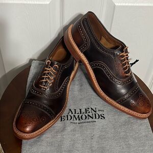 🔥🔥 ALLEN EDMONDS Strandmok Cap-toe Oxford Dainite Rubber Sole 9.5B - PERFECT